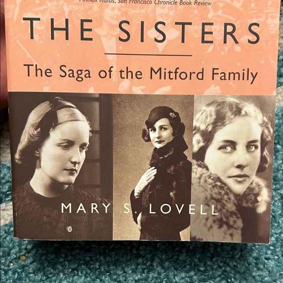 The Sisters: The Saga of the Mitford Family Book - Picture 3 of 8